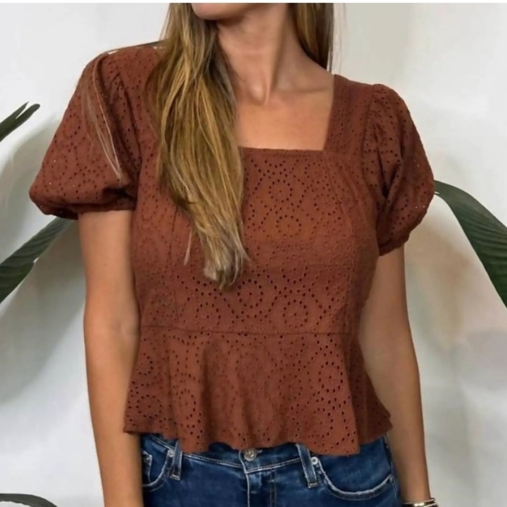 NWT Band Of The Free Walnut Brown Eyelet Peplum Top